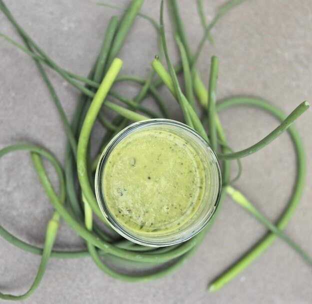 Garlic scape dressing