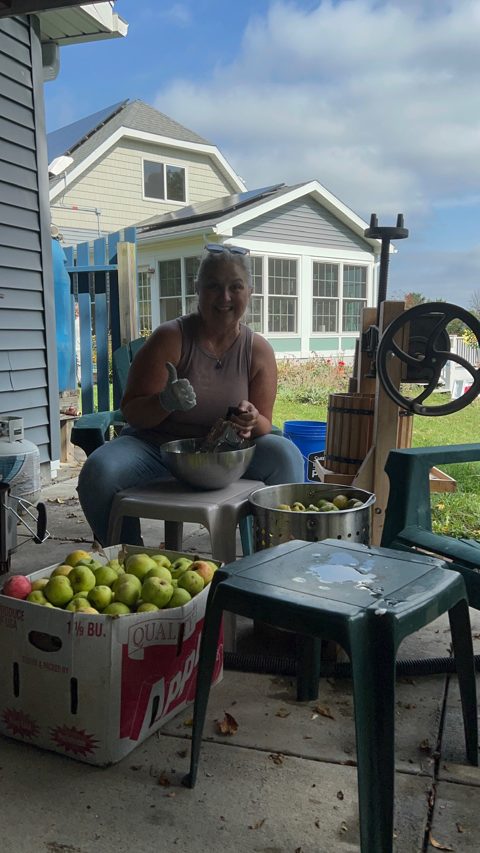 Apple pressing