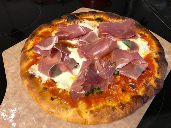 pizza with prosciutto