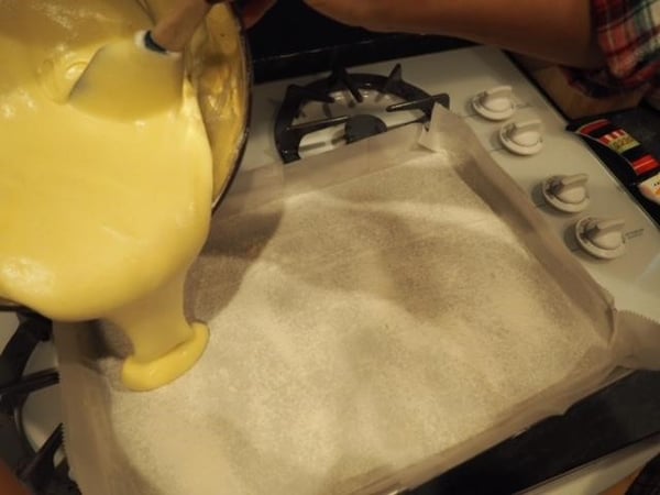 pouring cake batter