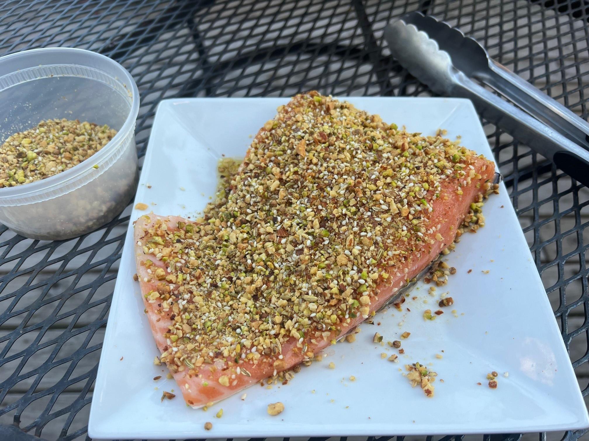 Raw salmon with dukkah
