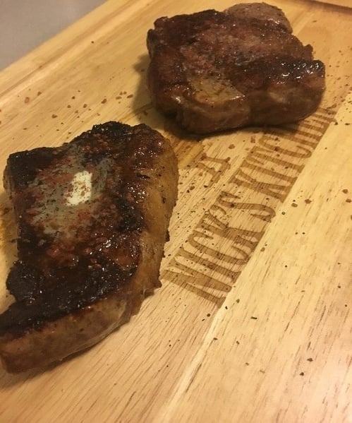 steaks resting