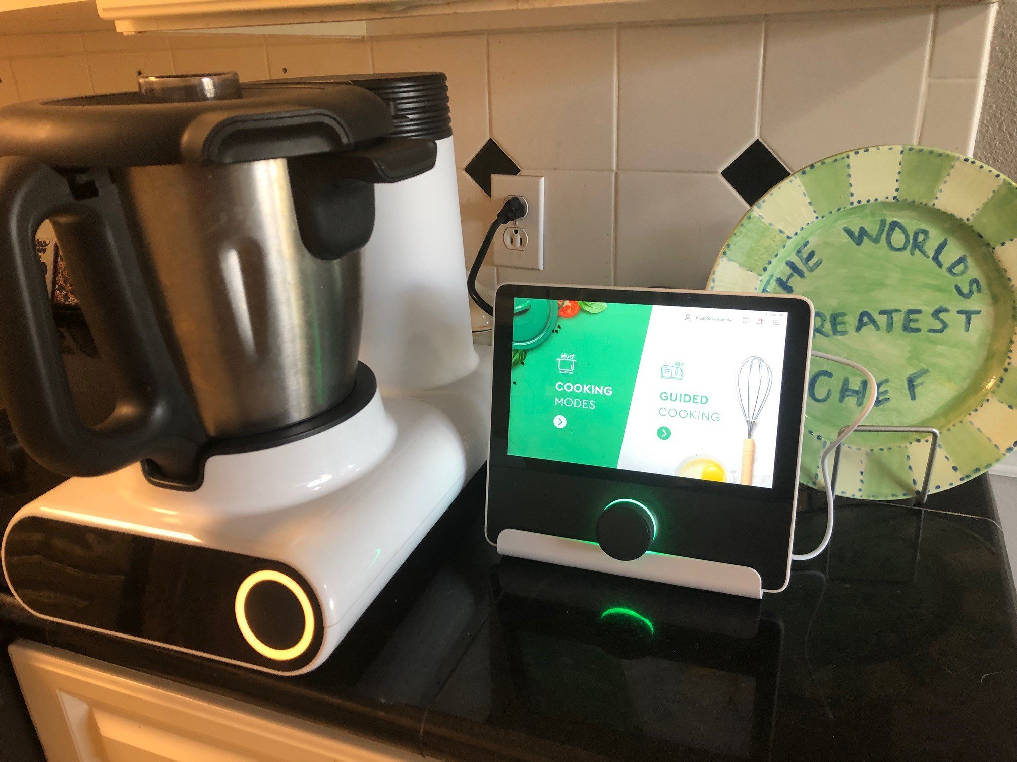 Top rated smart home kitchen gadgets for tech savvy chefs